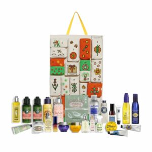 l'Occitane reusable advent calendar 2023 made from reusable cotton in collaboration with the talented French illustrator Éva Offredo,