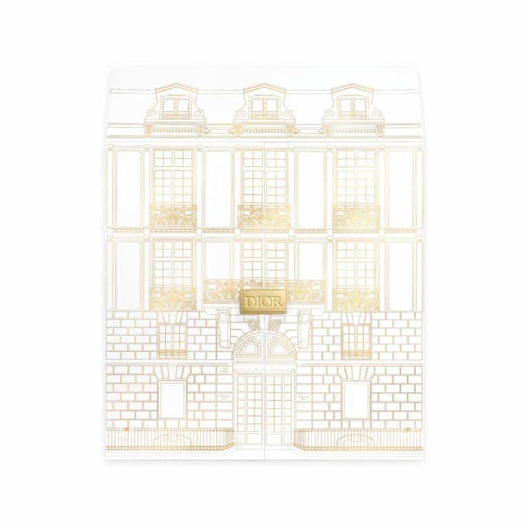 Chanel N°5 Advent Calendar 27 Boxes Numbered From 5 To 31 Chanel N°5 Advent Calendar 27 Boxes Numbered From 5 To 31