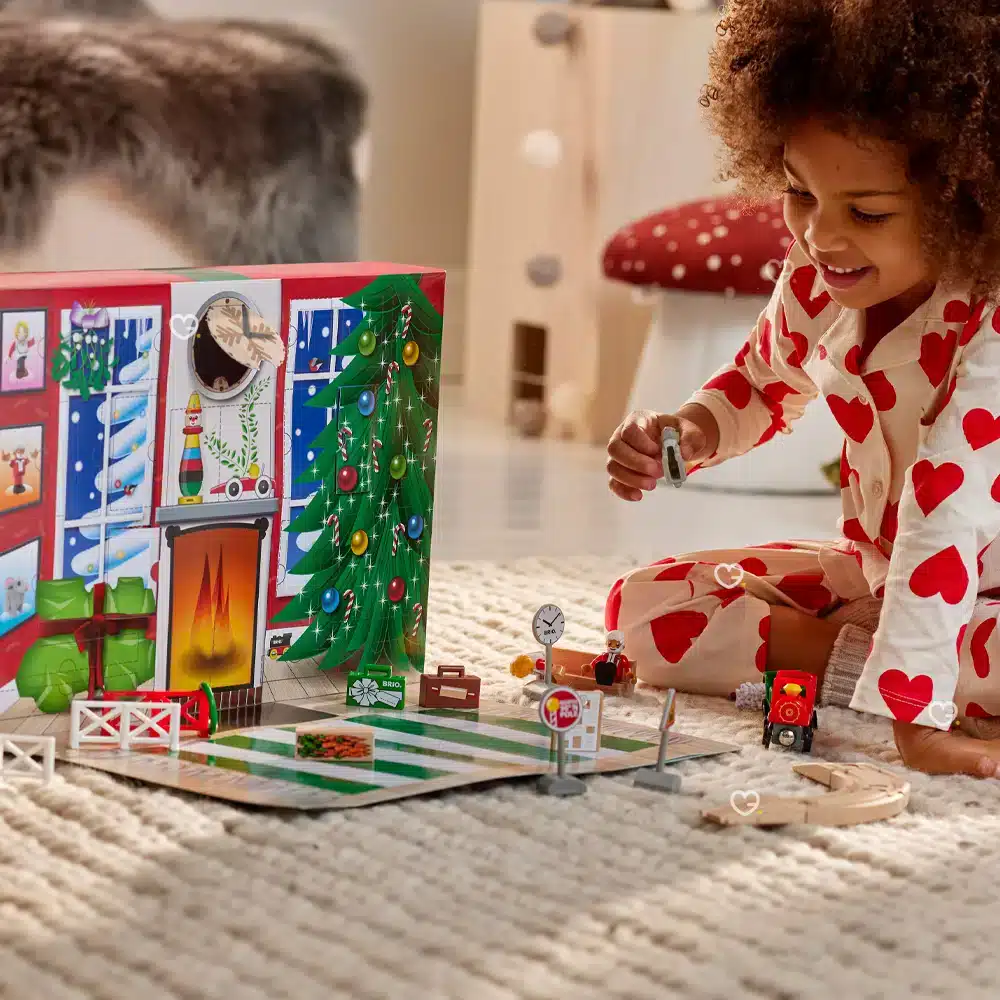BRIO ブリオ　アドベントカレンダー　2022 BRIO World Christmas Advent Calendar for Children Age 3 Years Up