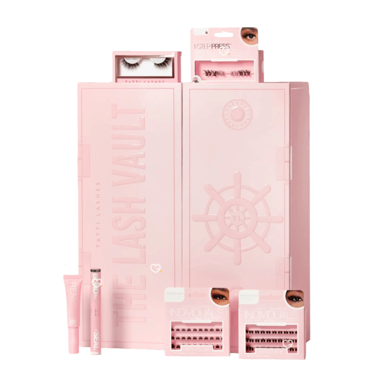 Tatti Lashes Advent Calendar 2025 consists of a range of Tatti’s most popular lash styles, in a chic, blush-pink box