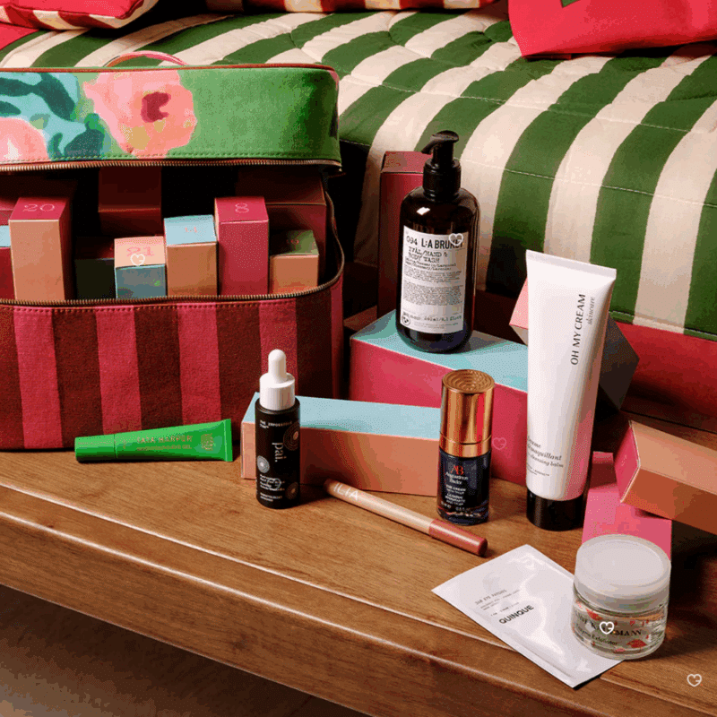 Oh My Cream Beauty Advent Calendar 2025 contains 25 clean beauty products, including face masks, lip balm, cleansing gel, ampoules, and face creams from well-known multi-brands