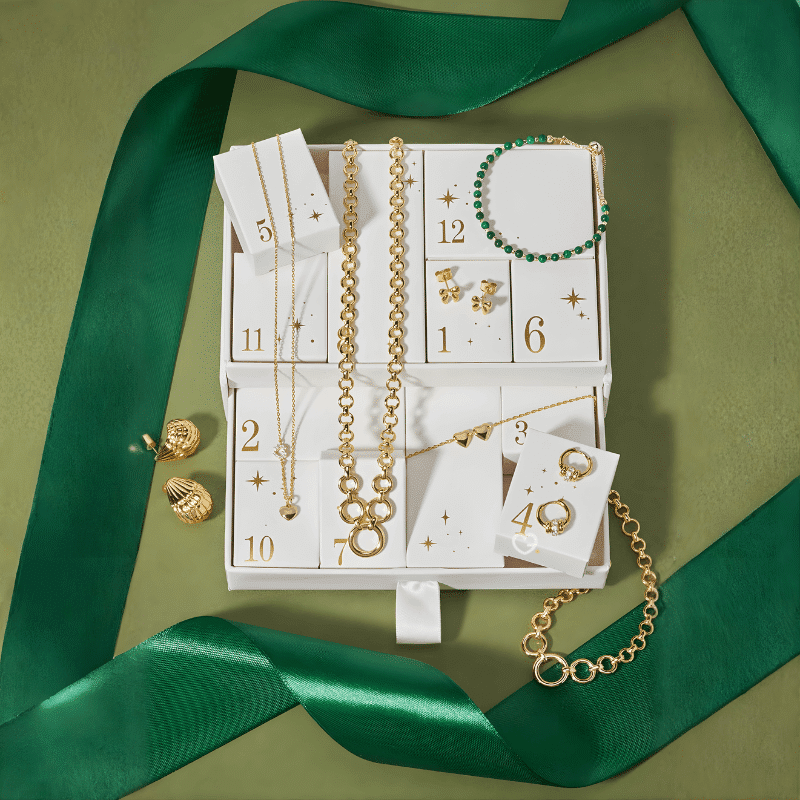 Estella Bartlett Advent Calendar 2025 with 12 gold- or silver-plated necklaces, bracelets and earrings in festive packaging for style-conscious women.