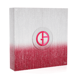 Giorgio Armani Advent Calendar 2025 with 24 luxury beauty surprises including perfumes, makeup, skincare and mirror, perfect for beauty lovers.