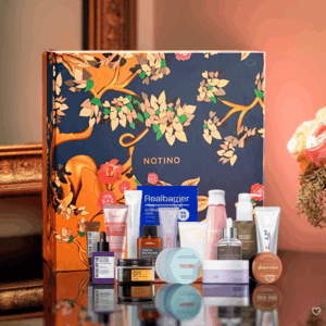Notino KBeauty Advent Calendar 2025 with 24 Korean skincare and makeup minis in pink festive box, perfect for beauty enthusiasts.