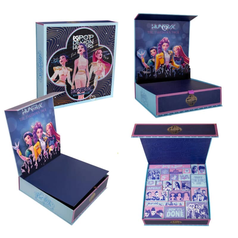 KPop Demon Hunters Advent Calendar 2026 box opening with the pop-up stage unfolding
