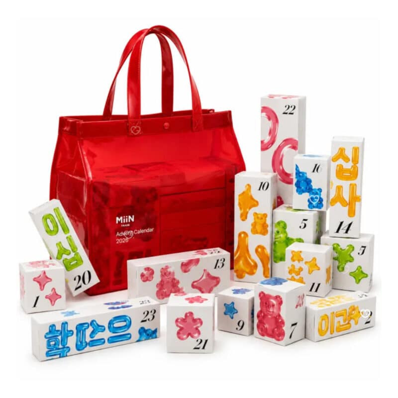 MiiN Cosmetics advent calendar 2026 reusable red tote beside all 24 K-beauty boxes