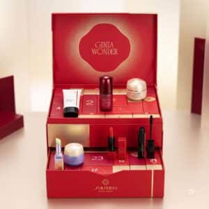 Shiseido Advent Calendar 2026 open, Ginza Wonder box with skincare and make-up on display