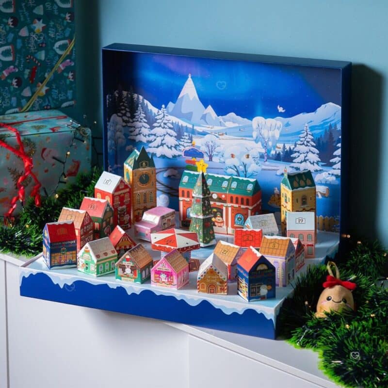 Legami Advent Calendar 2026 festive scene with gifts